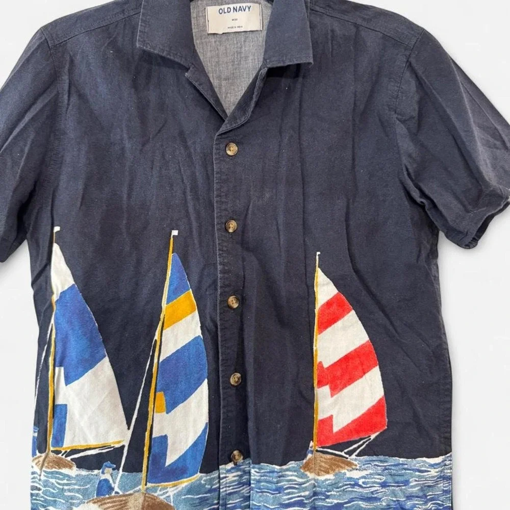 Old navy kids boys shirt M 8